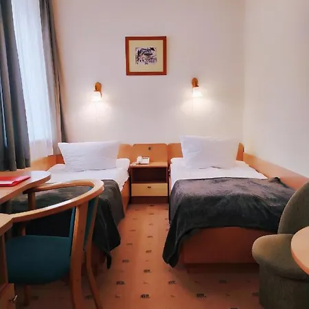 ゲストハウス Pastelowy 3*